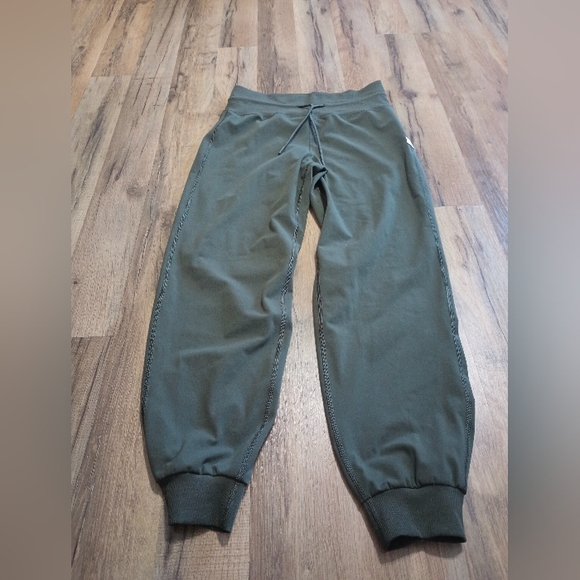 Vuori pants - Picture 1 of 6
